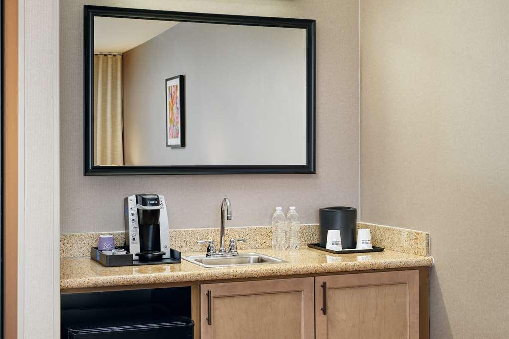 Hilton Garden Inn Schaumburg Oda fotoğraf