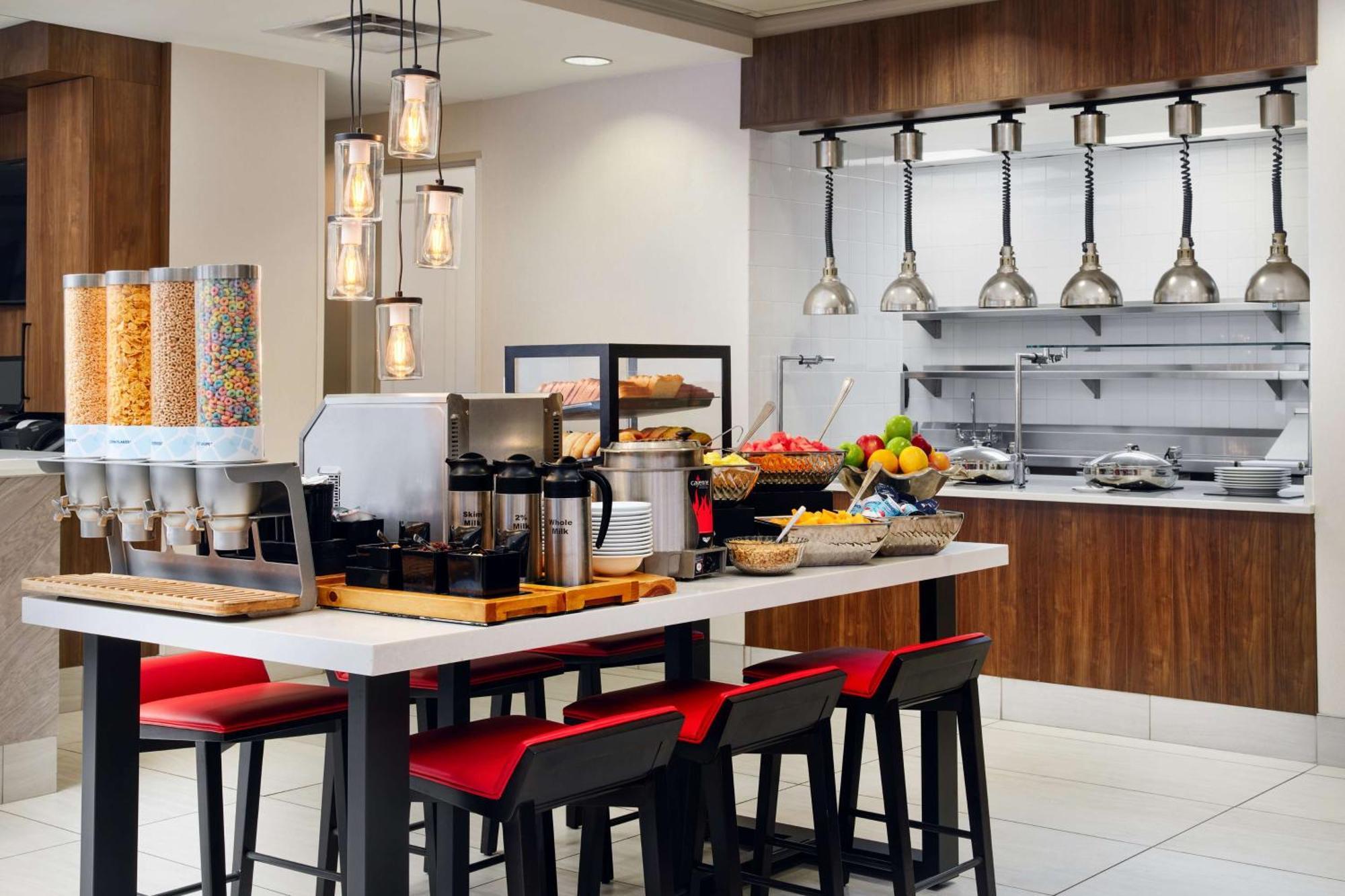 Hilton Garden Inn Schaumburg Dış mekan fotoğraf