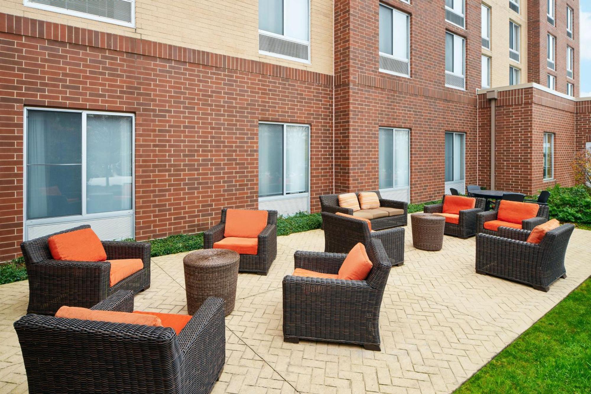 Hilton Garden Inn Schaumburg Dış mekan fotoğraf